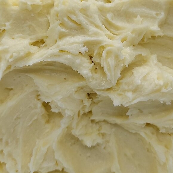Whipped Body Butter 12 oz Mango - Picture 2 of 9